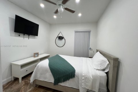 Villa ou maison à louer à North Miami Beach, Floride: 5 chambres, 185.53 m2 № 2002198 - photo 23