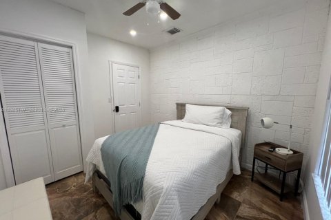 Villa ou maison à louer à North Miami Beach, Floride: 5 chambres, 185.53 m2 № 2002198 - photo 25