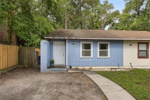 Duplex in Gainesville, Florida 2 bedrooms, 81.2 sq.m. № 2216410