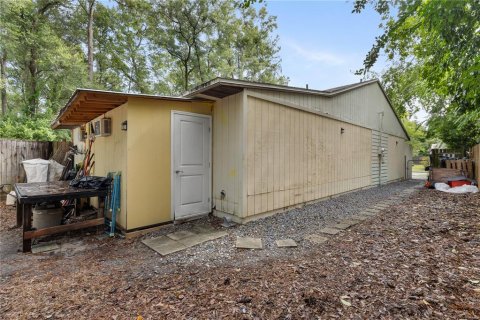 Duplex in Gainesville, Florida 2 bedrooms, 81.2 sq.m. № 2216410 - photo 16