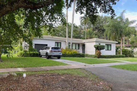 Villa ou maison à louer à Coral Gables, Floride: 3 chambres, 178.84 m2 № 1847597 - photo 25