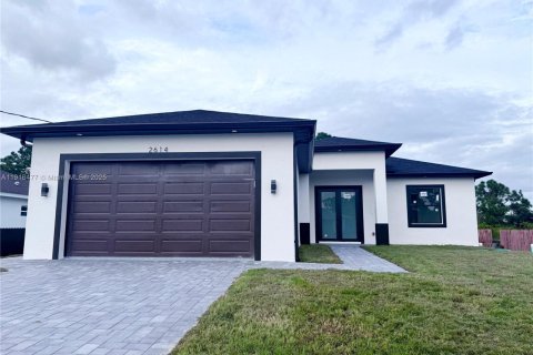 Casa en venta en Lehigh Acres, Florida, 3 dormitorios, 162.3 m2 № 2082517 - foto 4