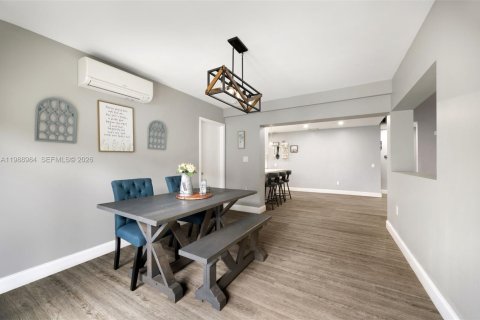 Купить виллу или дом в Майами, Флорида 3 спальни, 148.64м2, № 2052134 - фото 9