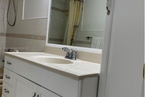 Casa en venta en Palmetto Bay, Florida, 3 dormitorios, 203.83 m2 № 1693423 - foto 20
