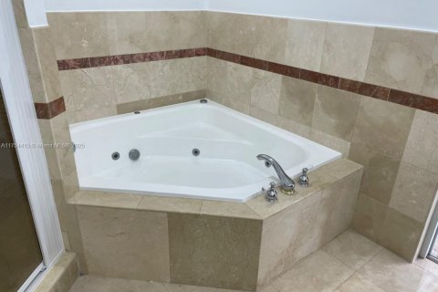 Casa en venta en Palmetto Bay, Florida, 3 dormitorios, 203.83 m2 № 1693423 - foto 14