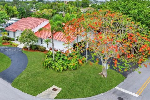 Casa en venta en Palmetto Bay, Florida, 3 dormitorios, 203.83 m2 № 1693423 - foto 23