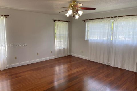 Casa en venta en Palmetto Bay, Florida, 3 dormitorios, 203.83 m2 № 1693423 - foto 18