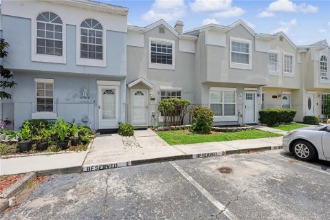 Townhouse in Largo, Florida 2 bedrooms, 82.31 sq.m. № 2210033 - photo 2