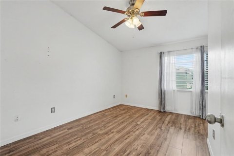 Townhouse in Largo, Florida 2 bedrooms, 82.31 sq.m. № 2210033 - photo 28