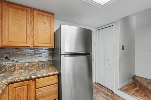 Townhouse in Largo, Florida 2 bedrooms, 82.31 sq.m. № 2210033 - photo 18