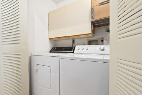 Condominio en venta en St. Lucie, Florida, 2 dormitorios, 130.9 m2 № 2078315 - foto 16