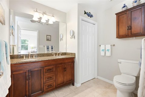 House in Kenneth City, Florida 2 bedrooms, 125.14 sq.m. № 2266287 - photo 16