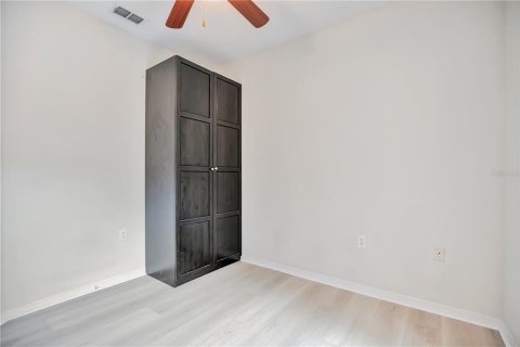 Townhouse in Orlando, Florida 2 bedrooms, 126.44 sq.m. № 2359082 - photo 11