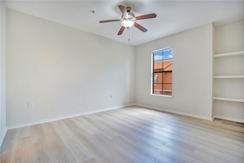 Townhouse in Orlando, Florida 2 bedrooms, 126.44 sq.m. № 2359082 - photo 17