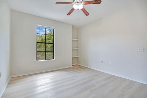 Townhouse in Orlando, Florida 2 bedrooms, 126.44 sq.m. № 2359082 - photo 16