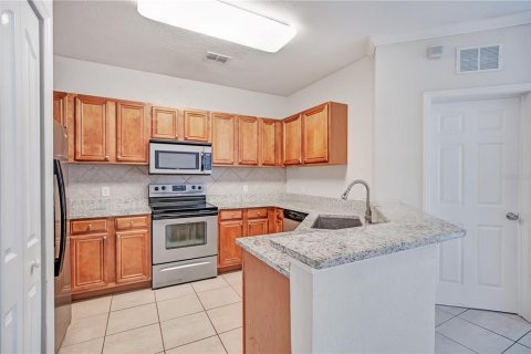 Townhouse in Orlando, Florida 2 bedrooms, 126.44 sq.m. № 2359082 - photo 7