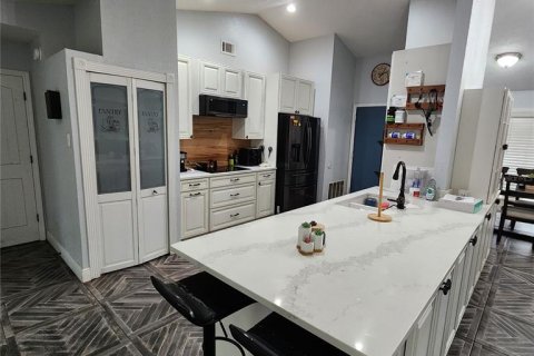 Villa ou maison à vendre à Clermont, Floride: 3 chambres, 152.73 m2 № 2315229 - photo 3