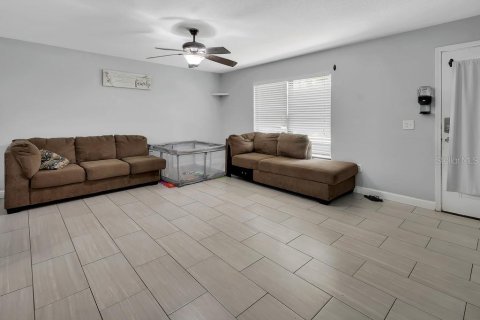 House in DeLand, Florida 2 bedrooms, 88.26 sq.m. № 2220821 - photo 3