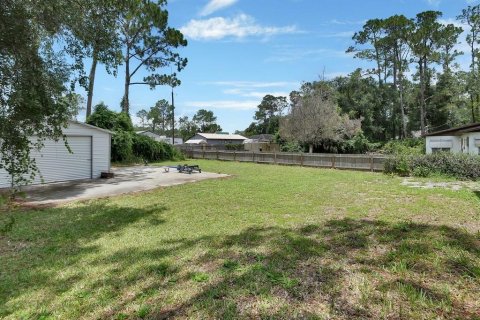 House in DeLand, Florida 2 bedrooms, 88.26 sq.m. № 2220821 - photo 17
