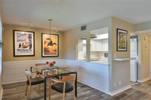 Condo in Ocala, Florida, 2 bedrooms  № 2199606 - photo 3