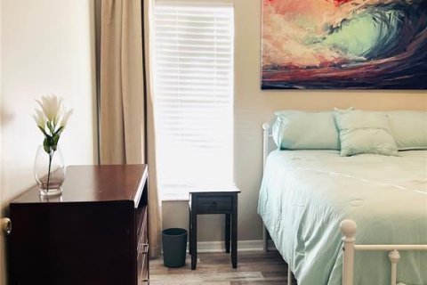 House in Tampa, Florida 3 bedrooms, 118.17 sq.m. № 1853207 - photo 5