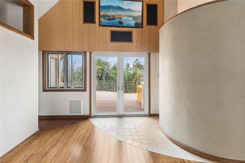 Casa en venta en New Smyrna Beach, Florida, 3 dormitorios, 278.89 m2 № 2286998 - foto 5