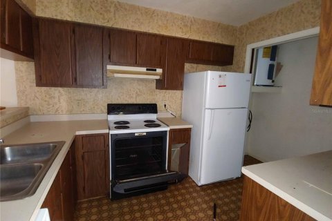 Villa ou maison à louer à Gainesville, Floride: 3 chambres, 108.51 m2 № 2405387 - photo 4