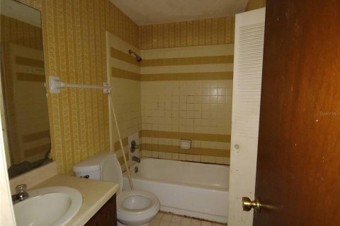 Villa ou maison à louer à Gainesville, Floride: 3 chambres, 108.51 m2 № 2405387 - photo 6