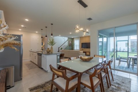 Villa ou maison à vendre à Kissimmee, Floride: 6 chambres, 277.5 m2 № 1626245 - photo 13