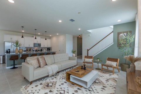 Villa ou maison à vendre à Kissimmee, Floride: 6 chambres, 277.5 m2 № 1626245 - photo 4