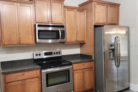 Casa en venta en Sorrento, Florida, 5 dormitorios, 274.99 m2 № 2258535 - foto 17