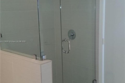Купить кондоминиум в Майами, Флорида 2 спальни, 91.79м2, № 1938340 - фото 13