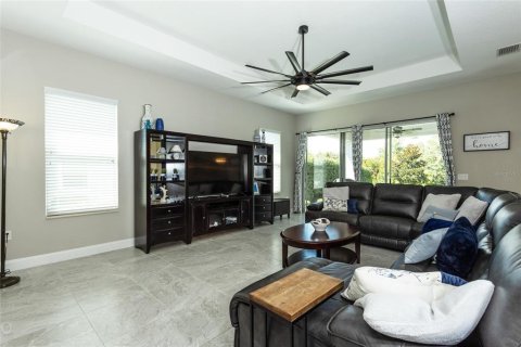 House in Palm Coast, Florida 3 bedrooms, 237.27 sq.m. № 1261123 - photo 13