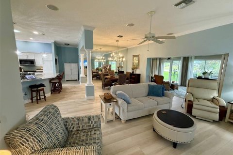 Купить виллу или дом в Те-Виллиджис, Флорида 7 комнат, 178.65м2, № 2220688 - фото 9