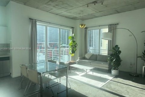 Condominio en alquiler en Miami, Florida, 2 dormitorios, 96.25 m2 № 2074221 - foto 13