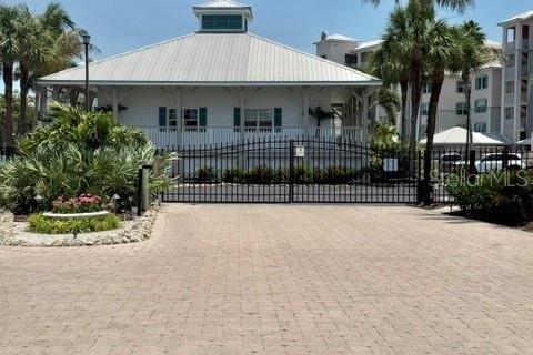 Condo in Placida, Florida, 2 bedrooms № 2112774 - photo 11