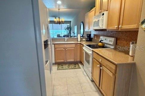 Condo in Placida, Florida, 2 bedrooms № 2112774 - photo 2