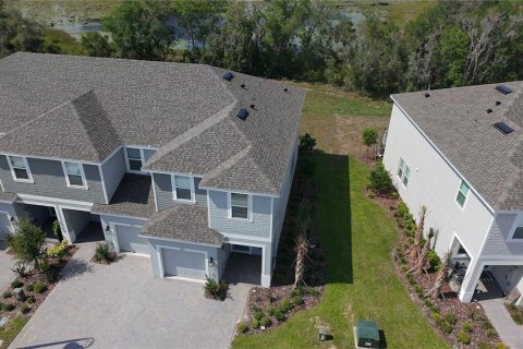 Townhouse in Davenport, Florida 3 bedrooms, 144.28 sq.m. № 1639708 - photo 4