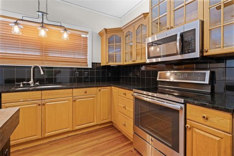 Villa ou maison à vendre à Mount Dora, Floride: 2 chambres, 153.38 m2 № 1638256 - photo 19