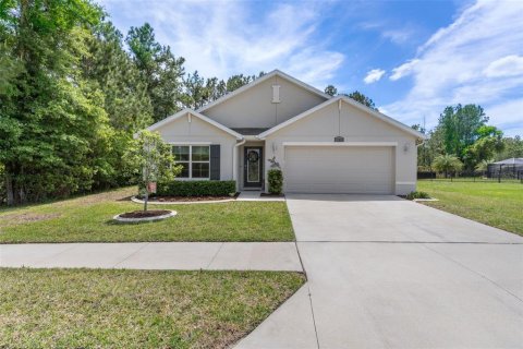 Casa en Brooksville, Florida 4 dormitorios, 171.96 m2 № 2142617