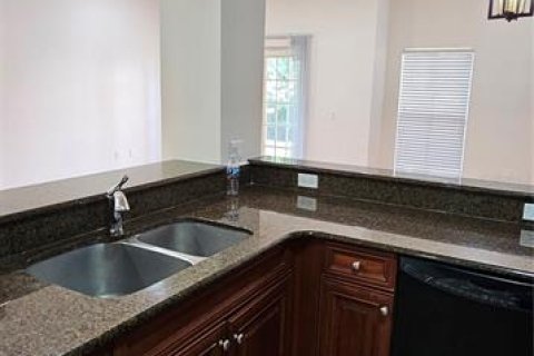 Adosado en alquiler en Tampa, Florida, 3 dormitorios, 169.27 m2 № 1905024 - foto 8