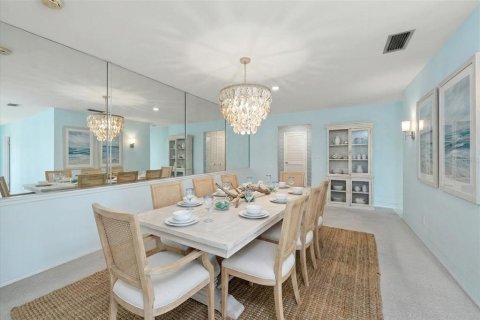 Condo in Belleair Bluffs, Florida, 2 bedrooms  № 2217223 - photo 6