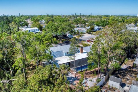 House in Bradenton, Florida 3 bedrooms, 236.34 sq.m. № 1602193 - photo 4