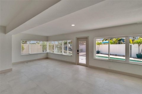 Casa en alquiler en South Pasadena, Florida, 3 dormitorios, 202.16 m2 № 2096228 - foto 19