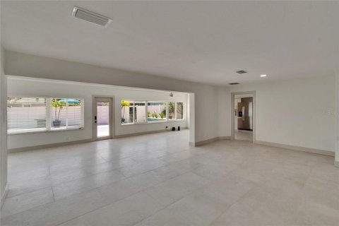 Casa en alquiler en South Pasadena, Florida, 3 dormitorios, 202.16 m2 № 2096228 - foto 17