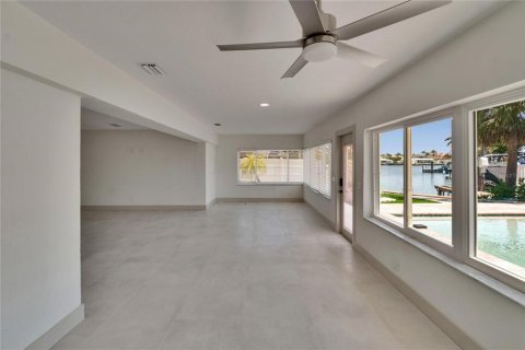 Casa en alquiler en South Pasadena, Florida, 3 dormitorios, 202.16 m2 № 2096228 - foto 21
