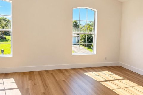 Casa en venta en Port St. Lucie, Florida, 5 dormitorios, 266.63 m2 № 2409053 - foto 19