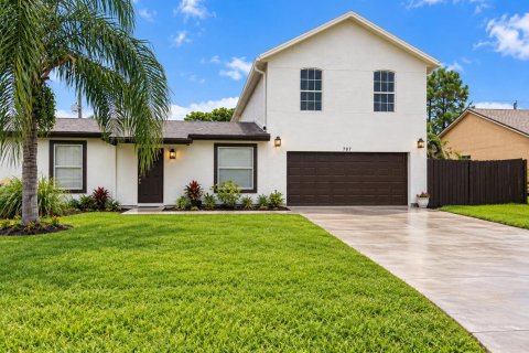 Casa en Port St. Lucie, Florida 5 dormitorios, 266.63 m2 № 2409053
