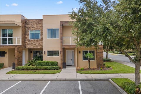 Townhouse in Kissimmee, Florida 4 bedrooms, 222.59 sq.m. № 2287999 - photo 2