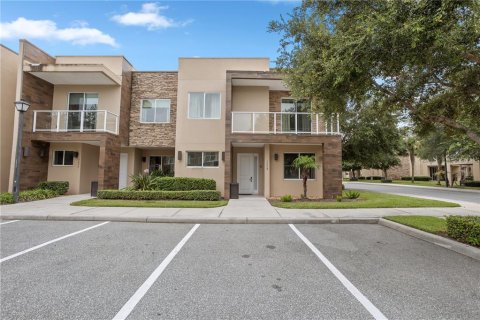 Townhouse in Kissimmee, Florida 4 bedrooms, 222.59 sq.m. № 2287999 - photo 3